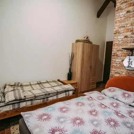 T&t Apartment