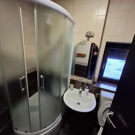 T&t Apartment *